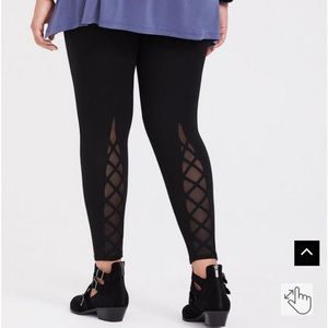 Torrid Lattice Back Leggings Gently Used